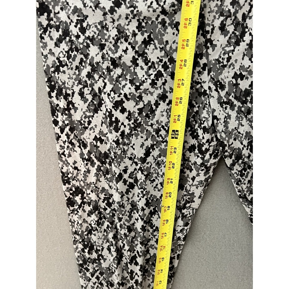 Cuddl Duds Women's Leggings Size L Black Gray White Abstract Stretch Comfort - Picture 4 of 7